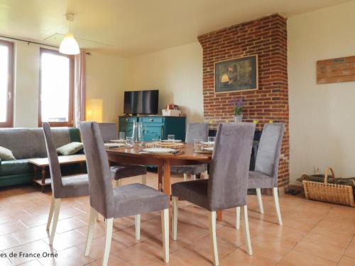 Gîte en Normandie avec Animaux Admis et WIFI, Près de la Forêt - FR-1-497-227