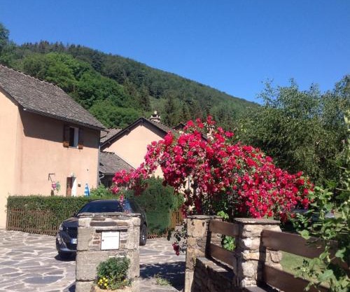 Gîte "Le Mas d'Hillaire" 2/4 personnes à Saint Jean du Bleymard