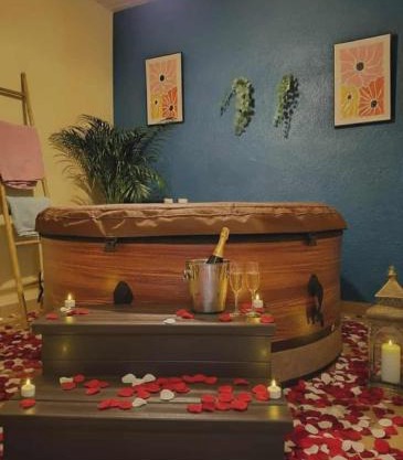 Gîte romantique avec bain à remous privatif près de Sarlat
