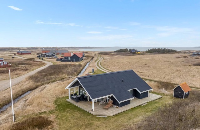"Galmand" - 300m from the sea by Interhome