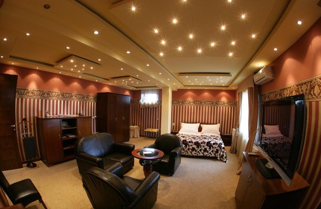 Garni Hotel Garson-Lux NS