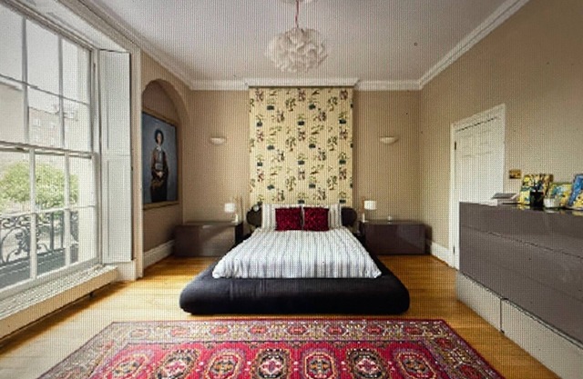 Georgian House in heart of St Johns Wood and Little Venice with large garden