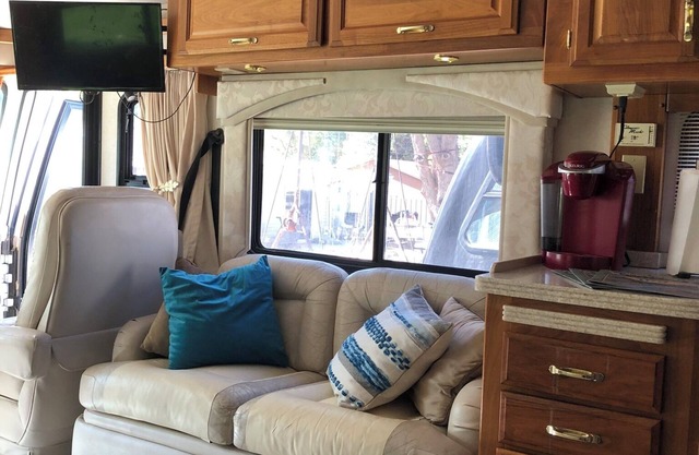Getaway in the Bosque Cozy RV in Charming Bosque Farms