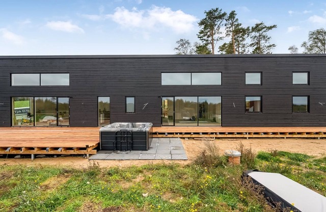 "Gillis" - 1km from the sea by Interhome