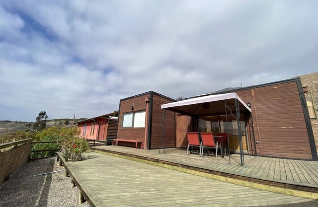 Girasol Cabin - BBQ Kitchen Parking & Shared Pool