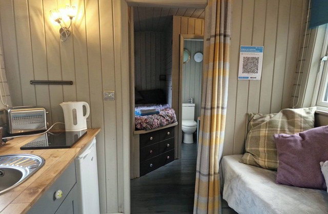 Glan yr Afon Dau - Relax, Recuperate, Hot Tub