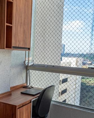 Gleba impecável, sacada envidraçada, ar, lava-seca