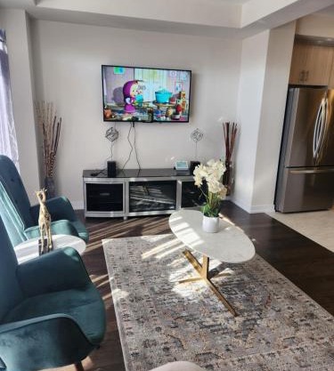 Glow Chambers at Thorold