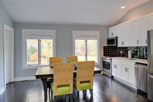 Gold Coast Getaway! Upscale Apt Near New Canaan