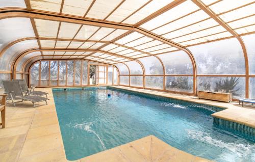 Gorgeous Home In Atarfe