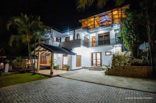 Grand Jumbo residence