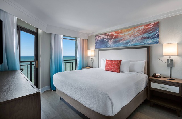 Grande Cayman Resort