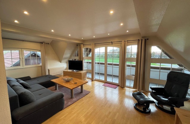 Großzügige Ferienwohnung für bis zu 4 Personen mit Balkon