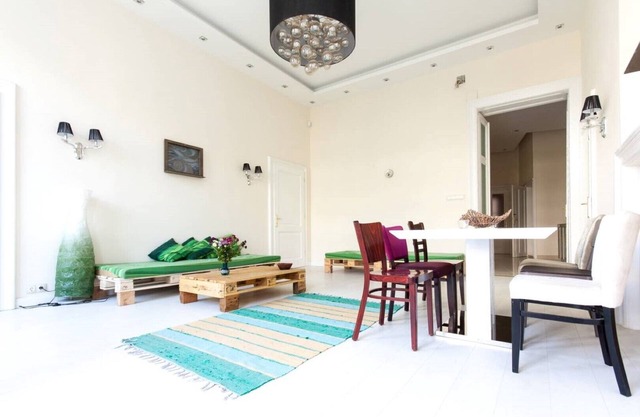 Group Apartment/Sauna/Balcony/CENT/NOVEMBER OFFER!