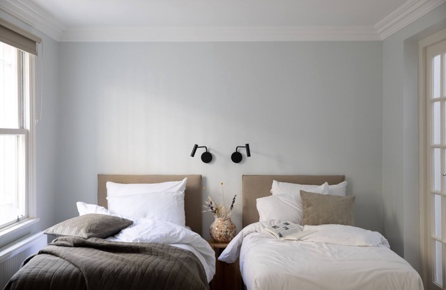 Gulaid House Knightsbridge by Bob W London