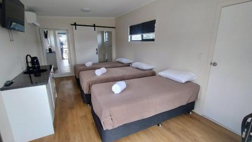 Guyra Club Cabins