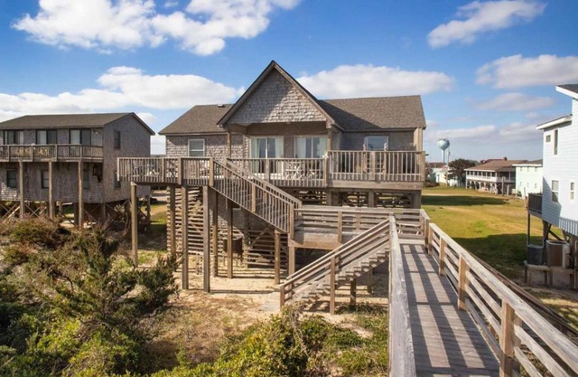 Gypsies, Tramps and Thieves 56