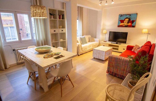 HabitaHost Ramón y Cajal