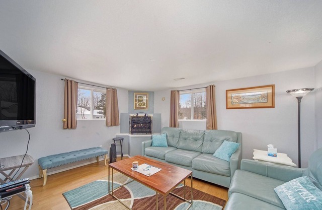 Happy Days and Nights - The Loft