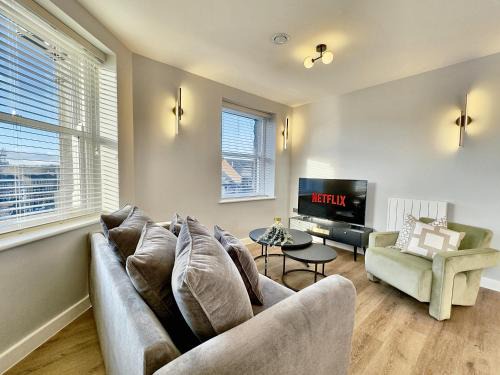 Harrogate House Apt 4 - Cheltenham Parade Loft