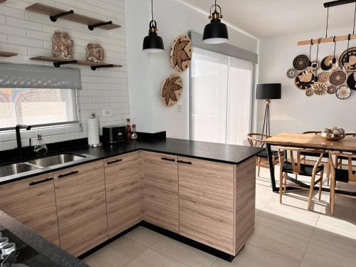 Hermosa casa con alberca privada en Almarena