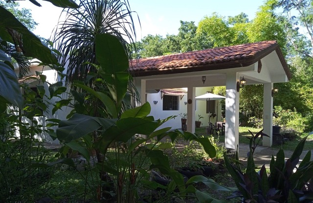 Hermoso y tranquilo departamento a 5 minutos del pueblo. En Villa Colibrís.