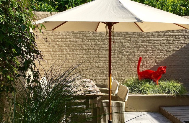 Het Kabinet a 5 star home with sauna complex , free parking & free use of bikes