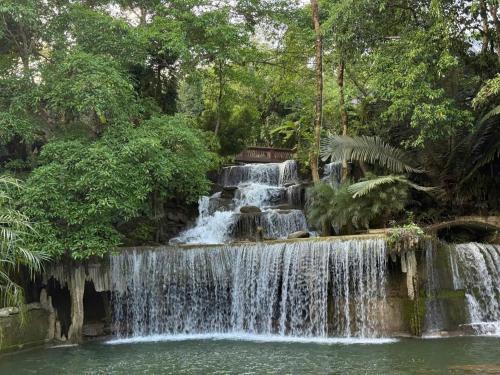 HGNI Valley - Thung Lũng Tự Do