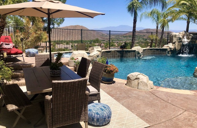 Highest Quality Beds, Pool, View & Amenities Here