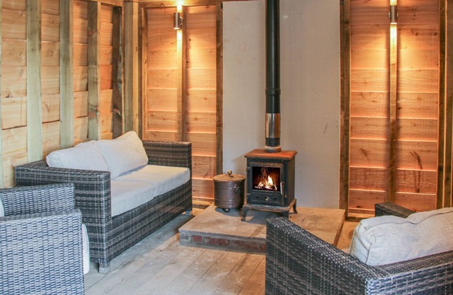 Hillside Lodge