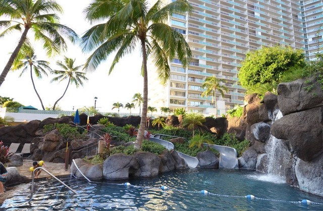 Hilton Hawaiian Village – 2 Bedroom Suite
