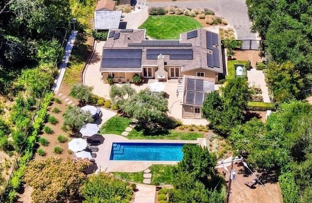 Himmel House ~ Enchanting home away from home for a relaxing getaway