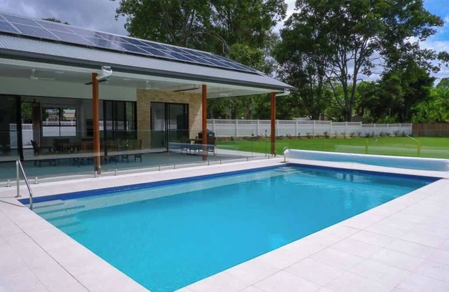 Hinterland Haven - Heated Pool & Lush Surrounds