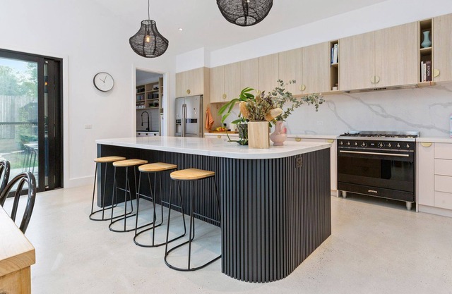 HINTERLANDS HIDEAWAY - LUXURY ESCAPE