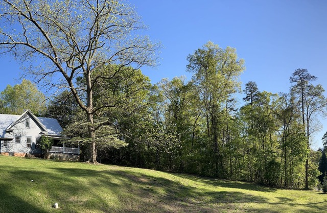 Historic charm in downtown Tryon; 18 Minutes from Tryon Intl Equestrian Center