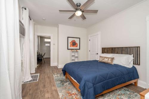 Historic Ludlow Apt A
