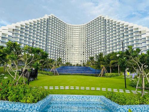 Holi Arena Cam Ranh Serviced Apartment