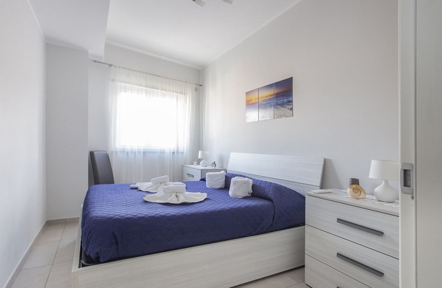 Holiday Apartment "Moderno Centro Cittá" with Balcony & Wi-Fi