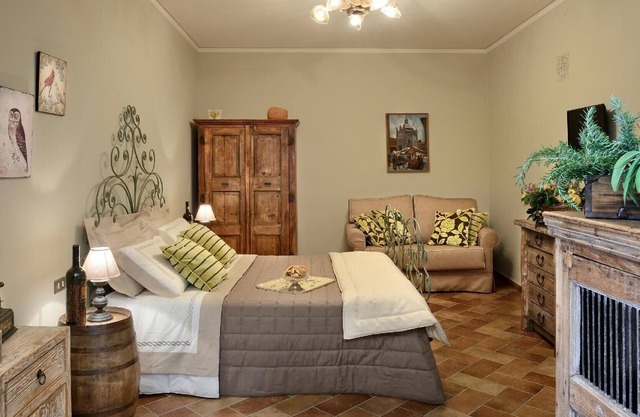 Holiday apartment Pistoia (Stadt) for 1 - 4 persons with 2 bedrooms - Farmhouse