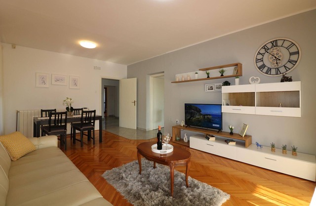 Holiday apartment Poreč for 1 - 8 persons with 4 bedrooms - Holiday apartment