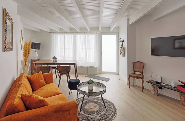 Holiday Home 'La Galerie Pornic - Maison Cedre' with Wi-Fi