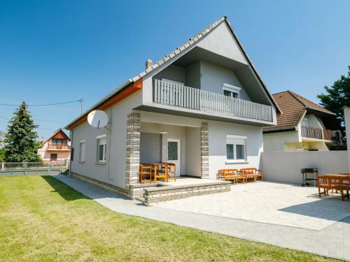 Holiday Home Pioneer by Interhome