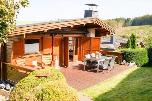 Holzhaus Hubertus mit Sauna und Kamin