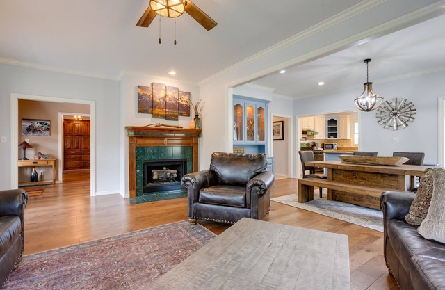 Home in Cimarron National Golf Club w/Hot Tub!