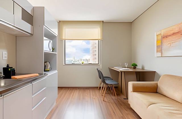 Hospedez - Spacious apartment with kitchen 1306