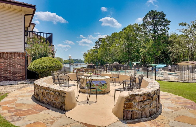 Hot Springs Resort Condo ~ 7 Mi to Bathhouse Row!