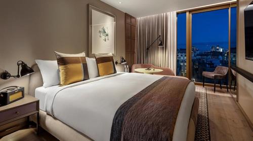 Hotel Grand Infinity Near IGI Airport