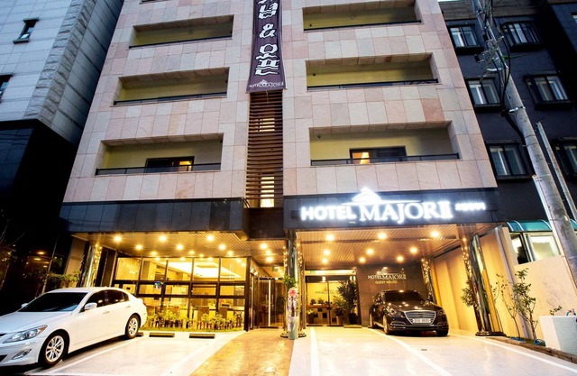 Hotel Major 2