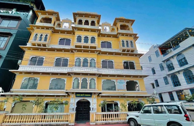 Hotel Moti Mahal by A Reva Group