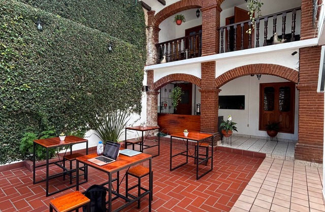 Hotel Casa Linda